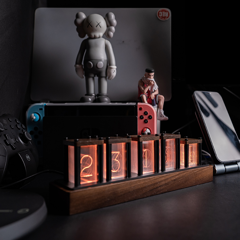 RGB gesimuleerde Nixie Tube Cl - Desk Setup Youtube recensie en prijs